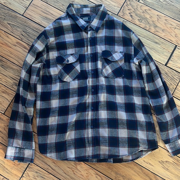 Men's flannel - Picture 1 of 4